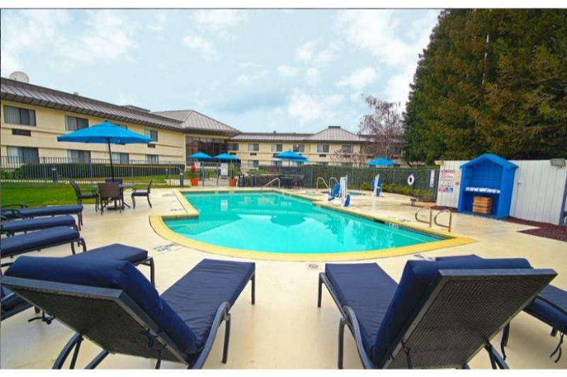 Holiday Inn Express Walnut Creek By Ihg Buitenkant foto